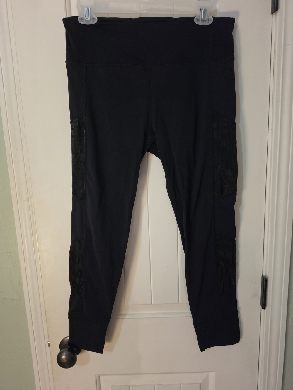 Zyia Black High-Waist Active Leggings